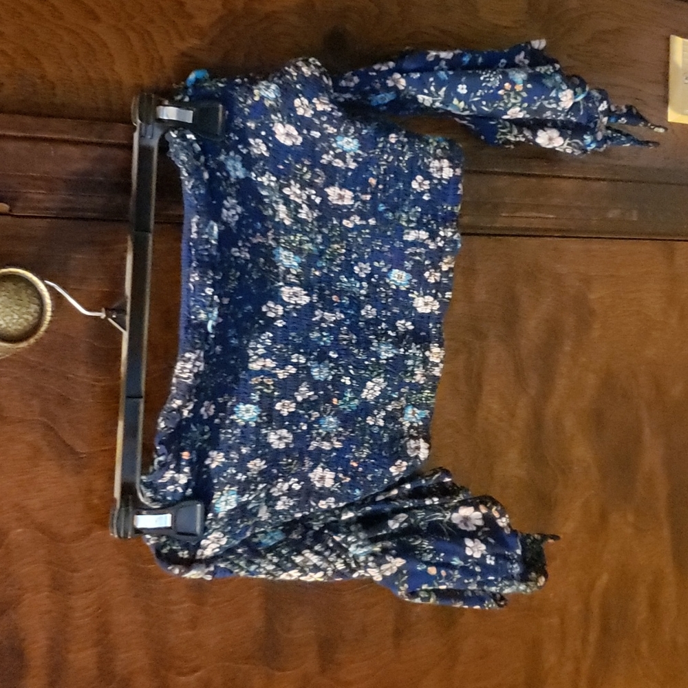 Xhilaration L Tube Top with sleeves